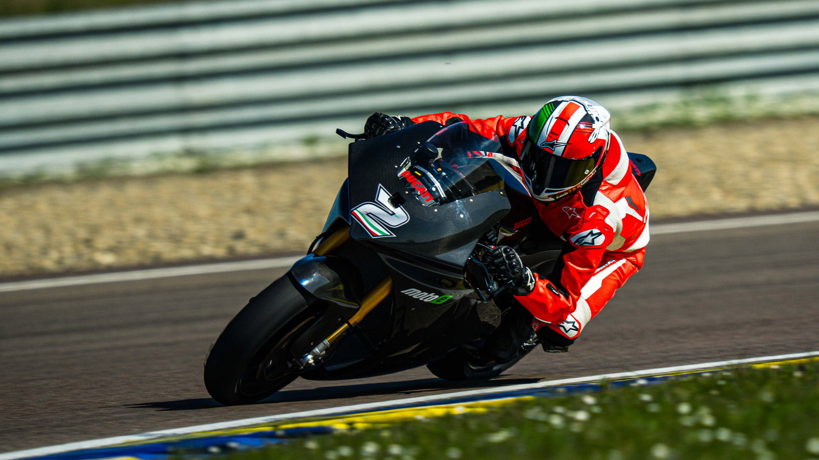 Ducati V21L